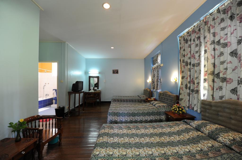 Thante Hotel - Nyaung Oo 객실 사진